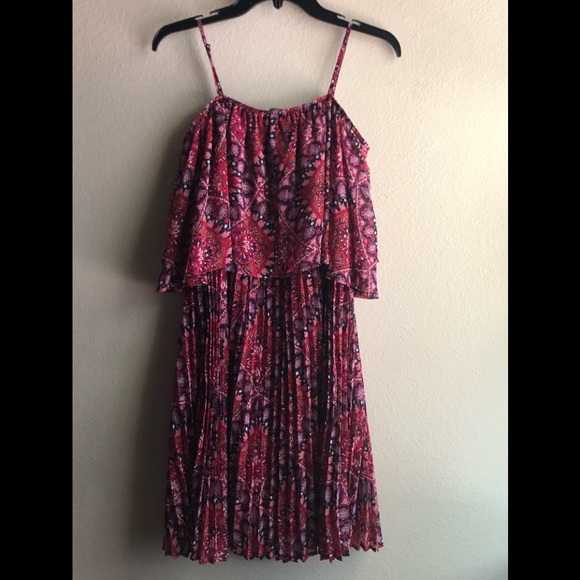 GLAMOUR FLORAL COLD SHOULDER DRESS - Picture 2 of 12